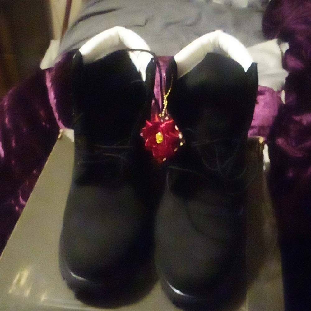 Brand new timberland boots